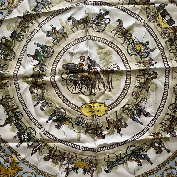Hermes silk scarf Promenade de Longchamp - Picture 3 of 16